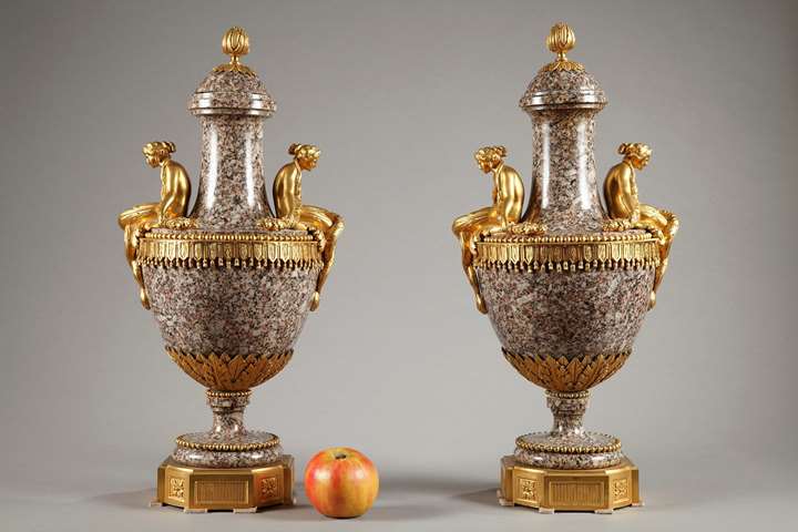 Pair of vases in Ural granite and gilt bronze